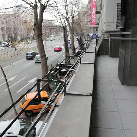 Karavan Ostello Belgrado