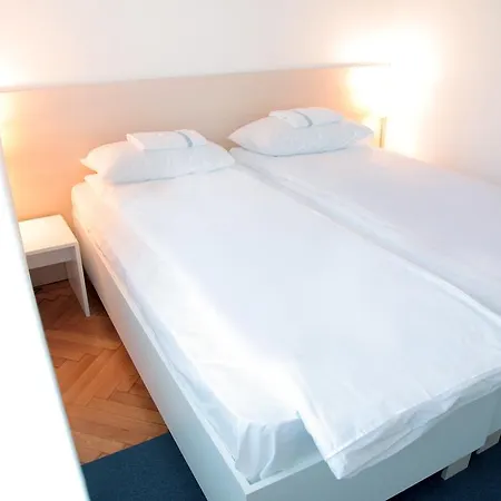 Karavan * Belgrade